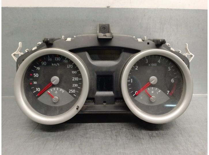 Recambio de cuadro instrumentos para renault megane ii berlina 5p 1.6 16v referencia OEM IAM 8200364023 35110419 VISTEON