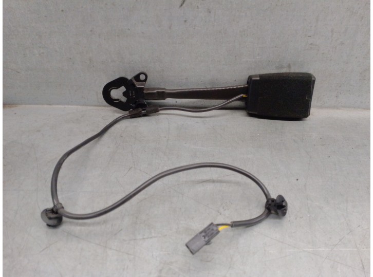 Recambio de enganche cinturon para porsche cayenne (92a) 4.2 s diesel referencia OEM IAM 7P0857755YLZ 95880300201 