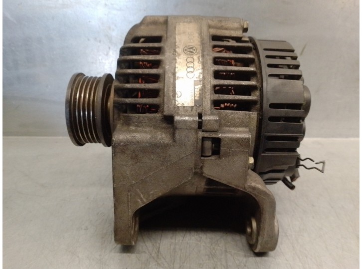 Replacement alternator for Audi A6 Sedan (4B2) 1.8 20V Turbo OEM IAM reference 058903016E 2541895C VALEO