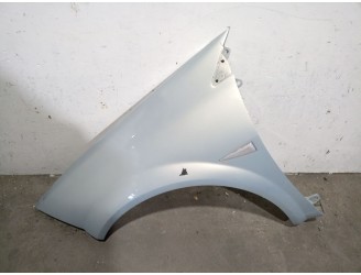 Recambio de aleta delantera izquierda para renault megane ii berlina 3p 1.9 dci diesel referencia OEM IAM 7701477186 7701477186 