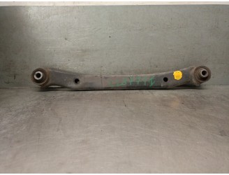 Recambio de brazo suspension superior trasero izquierdo para kia pro cee´d (ed) 2.0 crdi 140 referencia OEM IAM 551001H000 55100