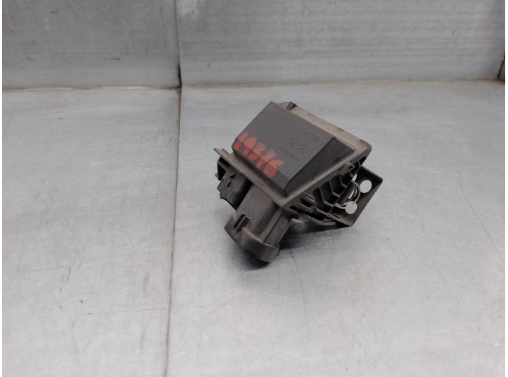 Recambio de resistencia calefaccion para opel grandland x 1.6 16v cdti dpf referencia OEM IAM 9673999980  