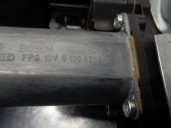 Recambio de elevalunas delantero derecho para jaguar x-type 2.0 diesel cat referencia OEM IAM 0130821947 8 PINES 4 PUERTAS