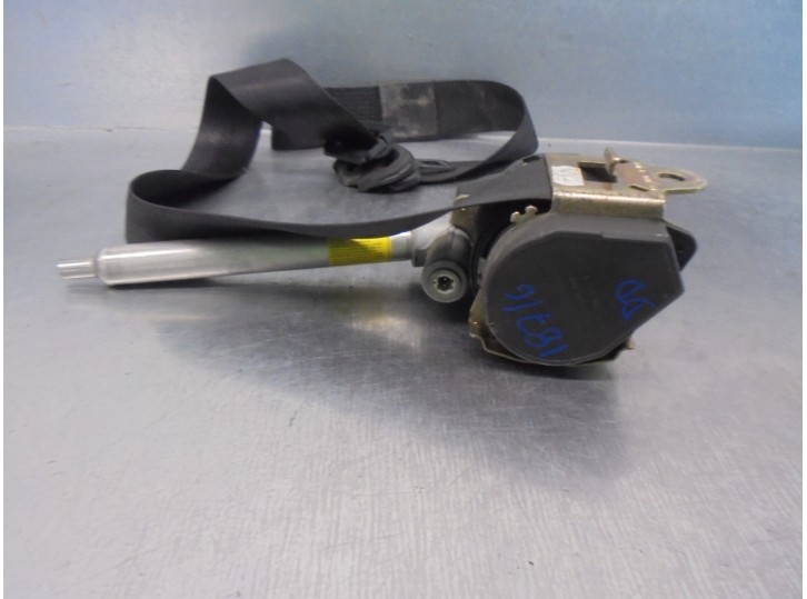 Replacement front right seat belt for Audi A3 (8L) 1.9 TDI OEM IAM reference 895857706BK WITH PRETENSIONER 3 DOOR