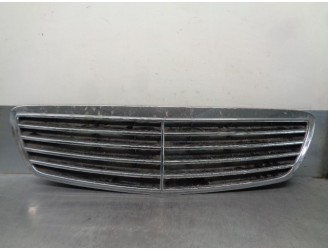 Recambio de rejilla delantera para mercedes-benz clase s (w220) berlina 320 cdi (220.026) referencia OEM IAM A2208800383 