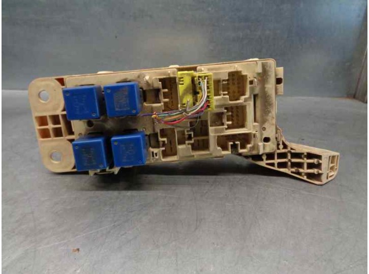 Recambio de caja reles / fusibles para lexus ls400 (ucf20) básico (ucf 20) referencia OEM IAM 