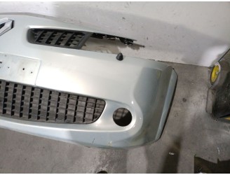 Recambio de paragolpes delantero para renault megane ii berlina 3p 1.9 dci diesel referencia OEM IAM 5655130  
