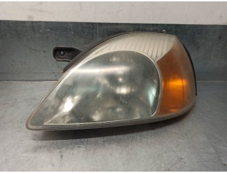 Recambio de faro izquierdo para kia rio 1.3 cat referencia OEM IAM 92101FD010  4 PUERTAS