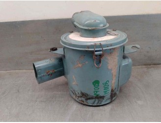 Recambio de carcasa filtro de aire para nissan vanette (c 220) 2.0 diesel referencia OEM IAM 16500Y9502 