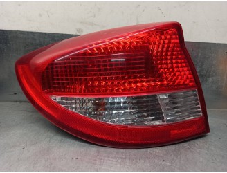 Replacement rear left tail light for Kia Rio 1.3 CAT OEM IAM reference 92401FD020 4 DOORS