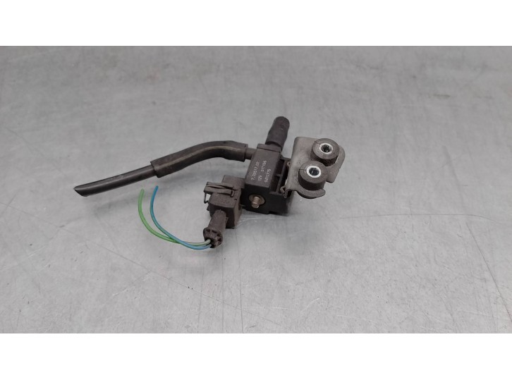 Replacement vacuum solenoid valve for Volvo S60 sedan 2.4 cat OEM IAM reference 72251702 