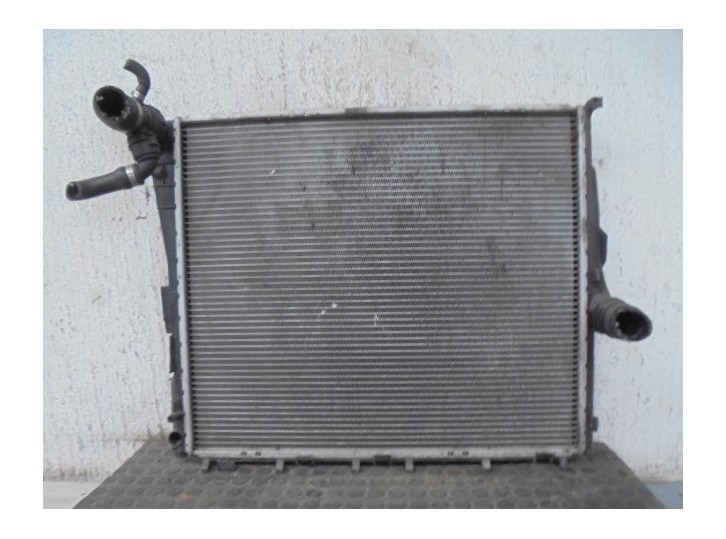 Replacement water radiator for BMW X3 (E83) 2.0d OEM IAM reference 17110363862 3104601 MODINE