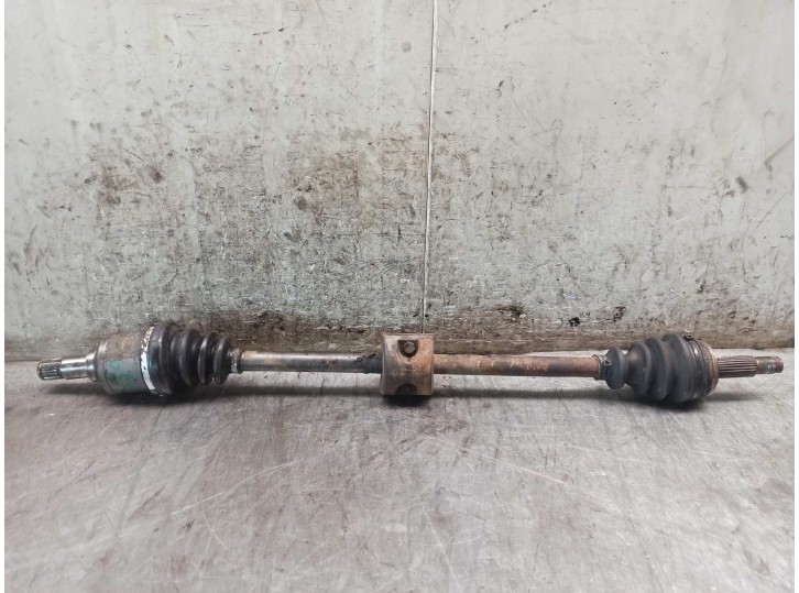 Recambio de transmision delantera derecha para ford fiesta berl./courier 1.1 cat referencia OEM IAM 5026500  