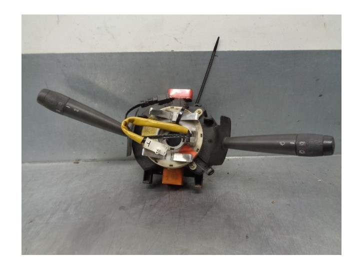 Recambio de mando luces para fiat punto berl. (176) 1.2 cat referencia OEM IAM 7147360600 7147370600 