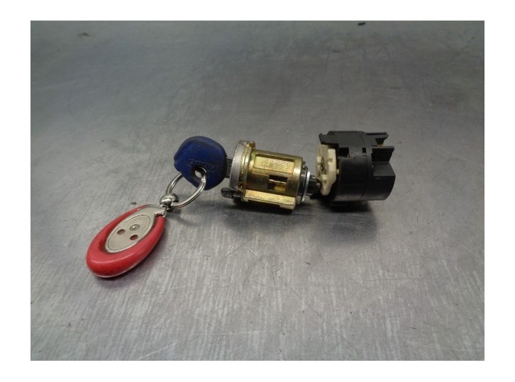 Recambio de conmutador de arranque para fiat punto berl. (176) 1.2 cat referencia OEM IAM 46543447 