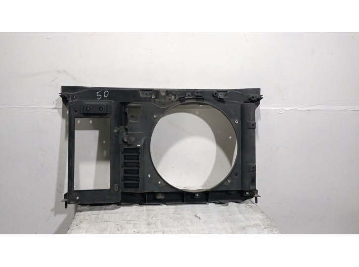 Recambio de calandra delantera de radiador para citroën c4 lim. collection referencia OEM IAM 7104V2 7104V2 