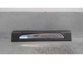 Recambio de molduras delanteras para alfa romeo giulia (952) 2.2 jtdm cat referencia OEM IAM 156107575 