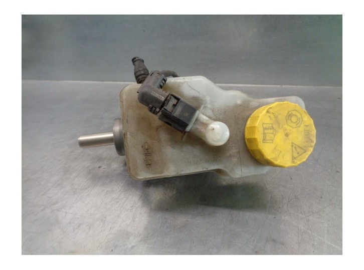Recambio de bomba freno para audi a1 sportback (8xf) adrenalin referencia OEM IAM 6R0611301A 