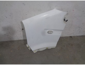 Recambio de aleta delantera izquierda para renault master ii phase 2 combi 1.9 diesel referencia OEM IAM 7750350504 BLANCA 