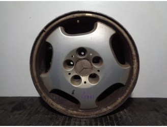Recambio de llanta para mercedes-benz clase e (w210) berlina 3.2 24v cat referencia OEM IAM 2104010402 R1671/2JX16H2ET41 