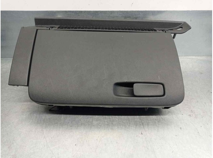 Recambio de guantera para audi a1 sportback (8xf) adrenalin referencia OEM IAM 8X1857104 