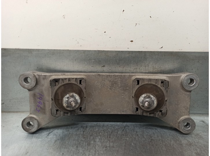 Recambio de soporte cambio para alfa romeo giulia (952) 2.2 jtdm cat referencia OEM IAM 782216150885  