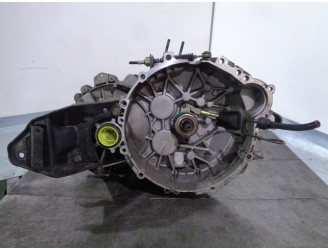 Recambio de caja cambios para volvo v40 familiar 2.0 turbo cat referencia OEM IAM P30616031 T101825 4.00