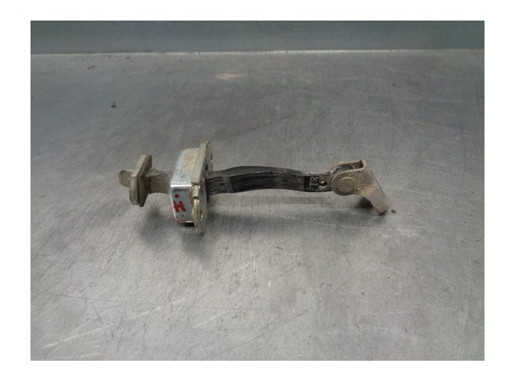 Recambio de retenedor puerta para nissan pathfinder (r51) referencia OEM IAM   