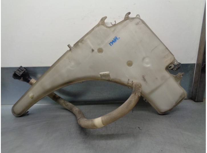 Recambio de deposito limpia para bmw serie 3 berlina (e90) 318i referencia OEM IAM 61677068996 