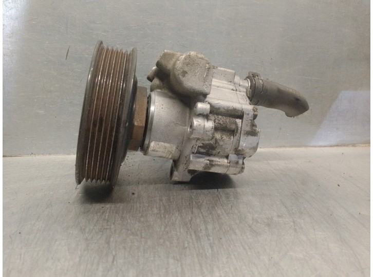 Recambio de bomba servodireccion para volkswagen polo berlina (6n1) 1.4 referencia OEM IAM 032145157A 7691955220B ZF