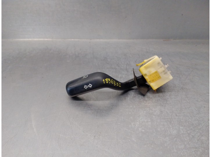 Recambio de mando luces para saab 9-5 berlina 2.0 cat referencia OEM IAM 4739488 INTERMITENTE 