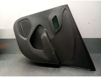 Recambio de guarnecido puerta trasera derecha para opel corsa f (p2jo) 1.2 (68) referencia OEM IAM 39167984 39167984 