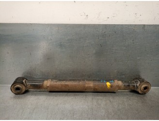 Recambio de brazo suspension inferior trasero izquierdo para land rover freelander i (l314) 2.0 td4 4x4 referencia OEM IAM RGD00