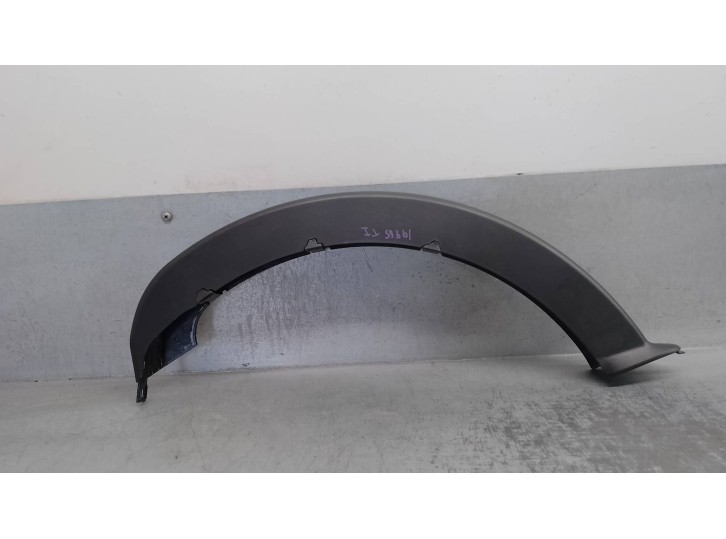 Recambio de molduras traseras para alfa romeo giulia (952) 2.2 jtdm cat referencia OEM IAM 156107136 IZQUIERDA 