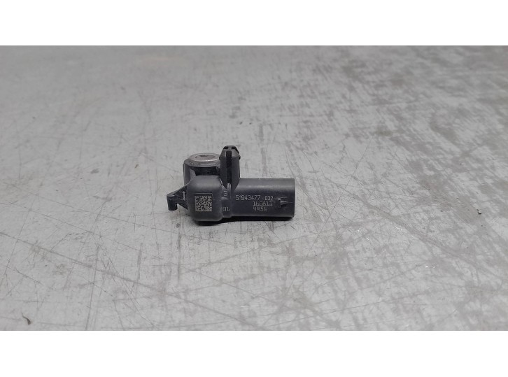 Recambio de sensor impacto para alfa romeo giulia (952) 2.2 jtdm cat referencia OEM IAM 51943477 