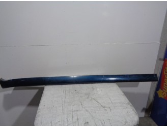 Recambio de faldon lateral para ford explorer 4.0 v6 cat referencia OEM IAM 4277468 VERDE AZULADO IZQUIERDO