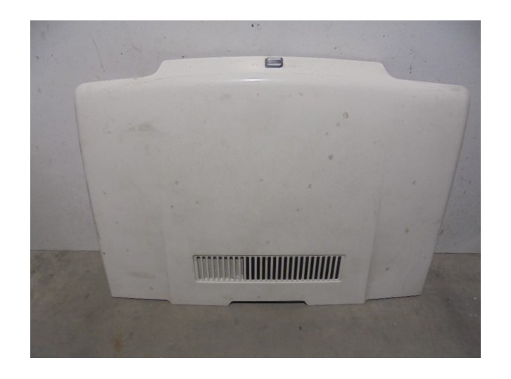 Recambio de capot para seat terra 0.9 referencia OEM IAM BLANCO 