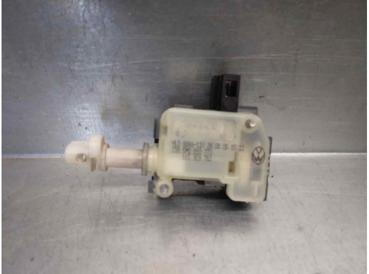 Recambio de motor tapa deposito combustible para volkswagen golf plus (5m1) 2.0 tdi referencia OEM IAM 5M0810773 