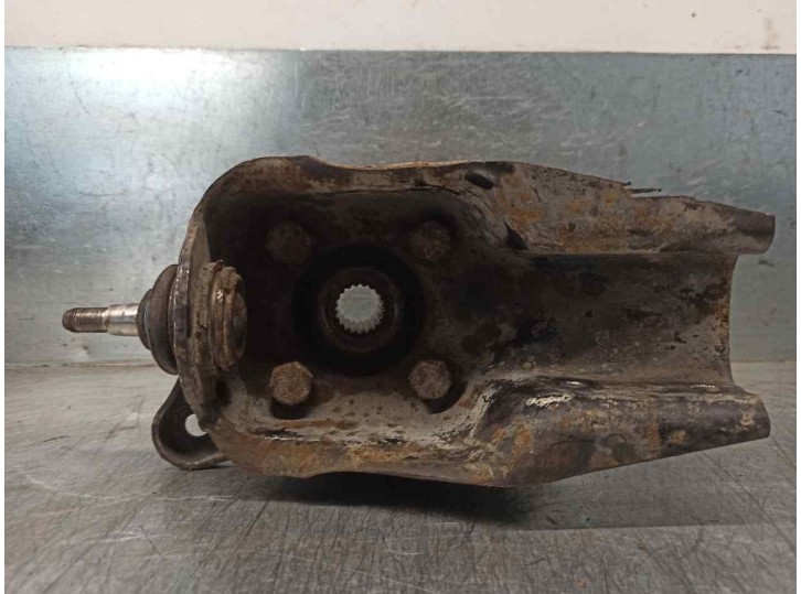 Recambio de mangueta delantera izquierda para seat terra 0.9 referencia OEM IAM SE028140104A 