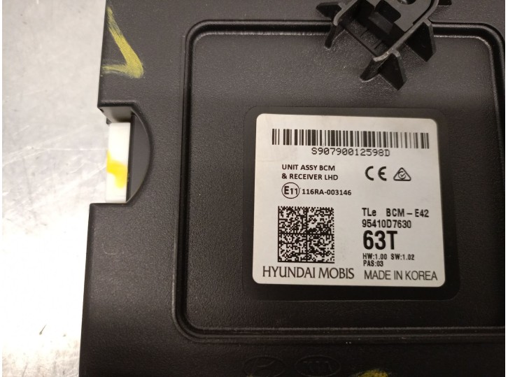 Recambio de cinturon seguridad trasero central para chrysler grand voyager v (rt) 2.8 crd referencia OEM IAM 1AF271DVA  R90148Y0
