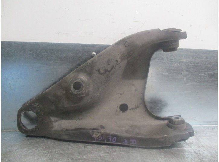 Recambio de brazo suspension inferior delantero derecho para dacia sandero 1.5 dci diesel cat referencia OEM IAM 8200820930 