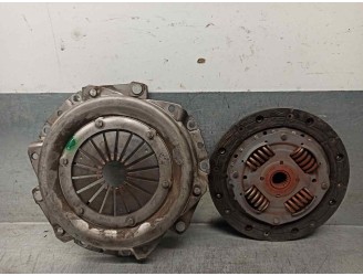 Recambio de kit embrague para citroën saxo 1.4 referencia OEM IAM 205294 118019710 LUK