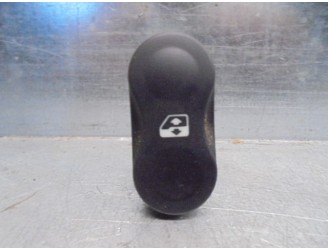 Recambio de mando elevalunas delantero izquierdo para dacia sandero 1.5 dci diesel cat referencia OEM IAM  602227 5 PUERTAS