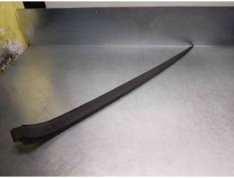 Recambio de molduras delanteras para volkswagen golf plus (5m1) 2.0 tdi referencia OEM IAM 5M0854327 