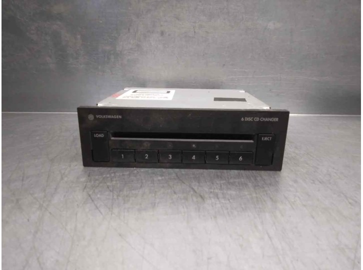 Recambio de sistema audio / radio cd para volkswagen golf plus (5m1) 2.0 tdi referencia OEM IAM 1K0035110 