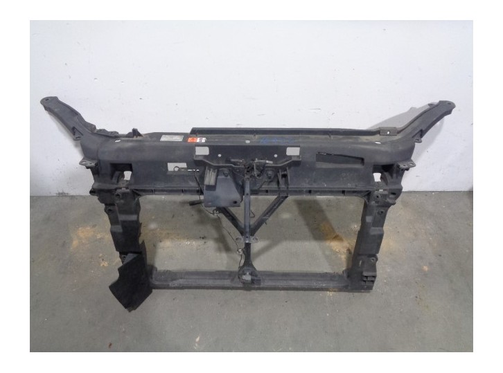 Recambio de panel frontal para mazda 5 berl. (cr) 2.0 diesel cat referencia OEM IAM C23553110F DE FIBRA CON CERRADURA 