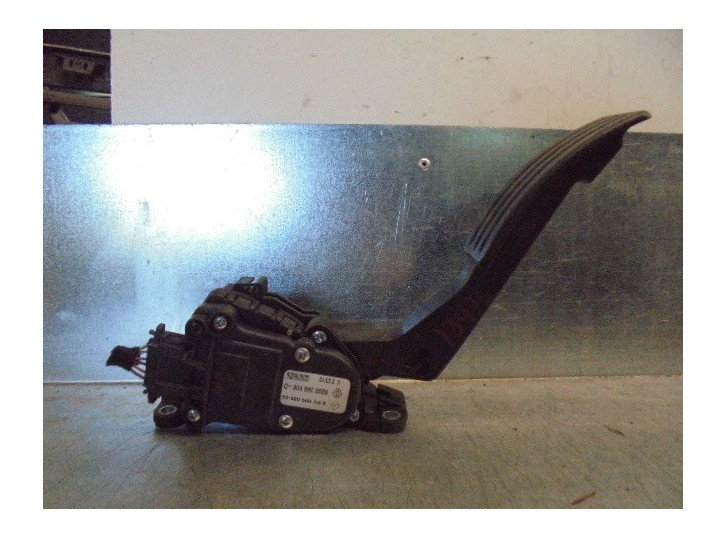 Recambio de potenciometro pedal para dacia sandero 1.5 dci diesel cat referencia OEM IAM 8200386506D 6PV00908502 