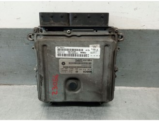 Recambio de centralita motor uce para lancia voyager monospace (404_) 2.8 crd (rt, 53) referencia OEM IAM P05150528AD P68154718A