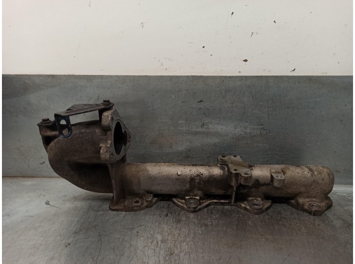 Recambio de colector admision para opel vivaro furgón/combi (07.2006 =>) 2.0 16v cdti referencia OEM IAM 8201053596 