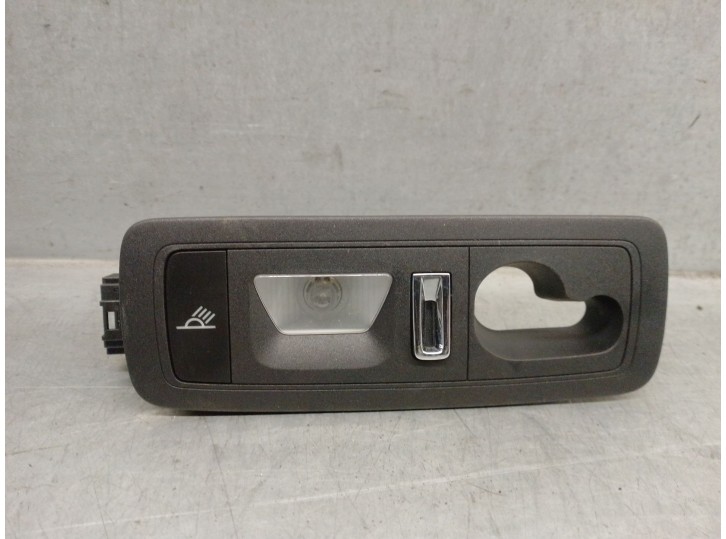 Replacement interior light for Porsche Cayenne (92A) 4.2 S diesel OEM IAM reference 95863229111 95863229111 